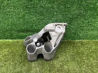 кронштейн двигателя BMW XM G09 2023, 4.4 л., S68B44A, бензин, АКПП, dravitgrau metallic (c36), внедорожник 5 дв., полный привод, 9844628, 22119844628