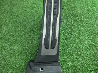 педаль BMW X6 G06 [рестайлинг] G06 2023, 3.0 л., B57 D30 B, дизель, АКПП, mineralweiß metallic (a96), внедорожник 5 дв., полный привод, 6889820, 35406889820