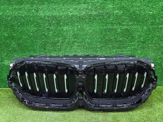 жалюзи BMW X6 G06 [рестайлинг] G06 2023, 3.0 л., B57 D30 B, дизель, АКПП, mineralweiß metallic (a96), внедорожник 5 дв., полный привод, 5A29C27, 51745A29C27