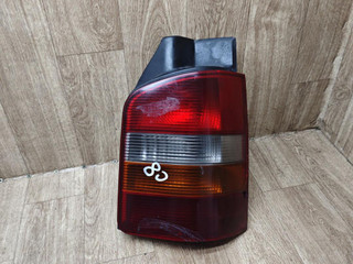 фонарь задний правый Volkswagen Transporter T5 2003, 1.9 л., AXC, дизель, МКПП, микроавтобус, 7H0945258A