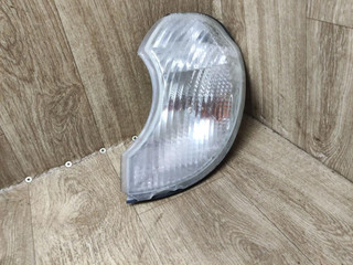 поворотник левый Hyundai Terracan 1 поколение 2004, 2.9 л., дизель, АКПП, внедорожник 5 дв.