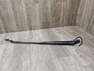 щеткодержатель (поводок стеклоочистителя, дворник) Mercedes-Benz Vito W638 2000, 2.2 л., OM 611.980, дизель, МКПП, микроавтобус, 6388202344