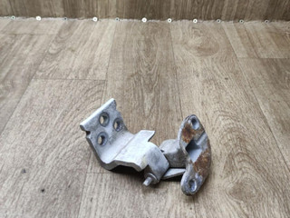петля двери Mercedes-Benz Vito W638 2000, 2.2 л., OM 611.980, дизель, МКПП, микроавтобус