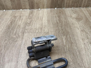 петля двери Volkswagen Jetta 4 поколение 2003, 2.0 л., BEV, бензин, МКПП, седан, 4B0831412B