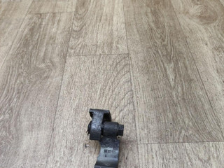 петля двери Volkswagen Jetta 4 поколение 2003, 2.0 л., BEV, бензин, МКПП, седан, 1J0831401C