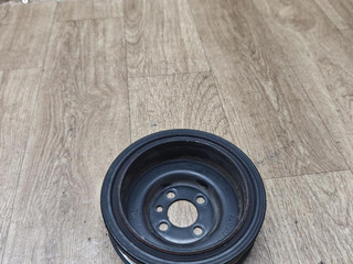 шкив коленвала Volkswagen Golf 6 поколение 2010, 1.6 л., CAYC, дизель, МКПП, универсал, 038105243M