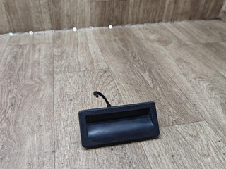ручка открывания багажника Volkswagen Golf 6 поколение 2010, 1.6 л., CAYC, дизель, МКПП, универсал, 5N0827566
