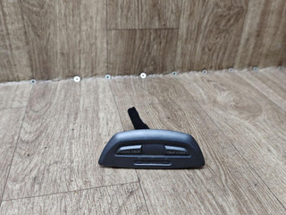 кнопка (выключатель) Hyundai Matrix 1 поколение 2002, 1.8 л., G4GB-G, бензин, МКПП, минивэн, 9452517100