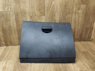 бардачок Renault Logan 2 поколение [рестайлинг] 2018, 1.6 л., бензин, МКПП, седан, 682529388R, 682522783R, 682529625R, 682528469R