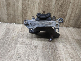 подушка крепления двигателя Nissan Almera G15 2015, 1.6 л., K4M, бензин, МКПП, седан, 112224729R, 8200457080