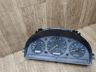 щиток приборов (приборная панель) Mercedes-Benz M-Класс W163 2001, 3.2 л., M 112.942, бензин, АКПП, внедорожник 5 дв., A1635400811