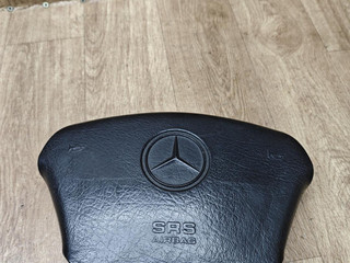 подушка безопасности водителя Mercedes-Benz M-Класс W163 2001, 3.2 л., M 112.942, бензин, АКПП, внедорожник 5 дв., 1634600098