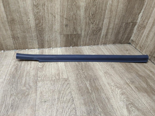 молдинг стекла Mercedes-Benz M-Класс W163 2001, 3.2 л., M 112.942, бензин, АКПП, внедорожник 5 дв.