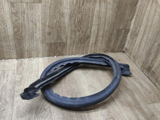 уплотнитель подкапотного пространства Mercedes-Benz M-Класс W163 2001, 3.2 л., M 112.942, бензин, АКПП, внедорожник 5 дв.
