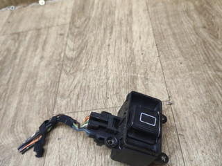 кнопка открывания люка Mercedes-Benz M-Класс W163 2001, 3.2 л., M 112.942, бензин, АКПП, внедорожник 5 дв., A1638201210, 03100800