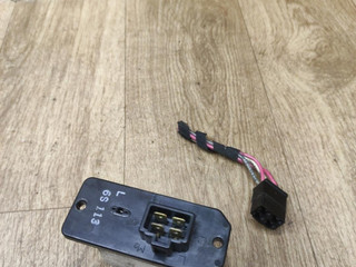 сопротивление печки Mercedes-Benz M-Класс W163 2001, 3.2 л., M 112.942, бензин, АКПП, внедорожник 5 дв.