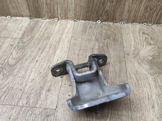 петля двери Mercedes-Benz M-Класс W163 2001, 3.2 л., M 112.942, бензин, АКПП, внедорожник 5 дв.
