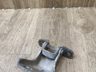 петля двери Mercedes-Benz M-Класс W163 2001, 3.2 л., M 112.942, бензин, АКПП, внедорожник 5 дв.