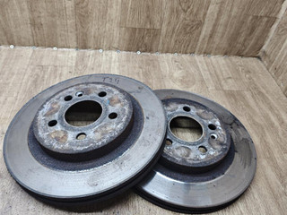 диск тормозной передний Mercedes-Benz M-Класс W163 2001, 3.2 л., M 112.942, бензин, АКПП, внедорожник 5 дв.