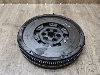 маховик Volkswagen Passat B6 2008, 2.0 л., дизель, МКПП, универсал, 03G105266AF