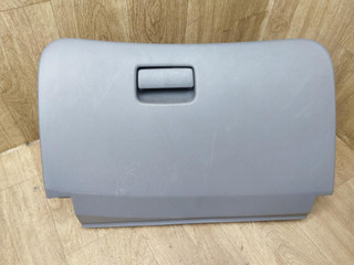 бардачок Nissan Almera N16 2003, 1.5 л., QG15DE, бензин, МКПП, хетчбэк 5 дв.