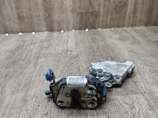 замок двери передней правой Nissan Almera N16 2003, 1.5 л., QG15DE, бензин, МКПП, хетчбэк 5 дв.