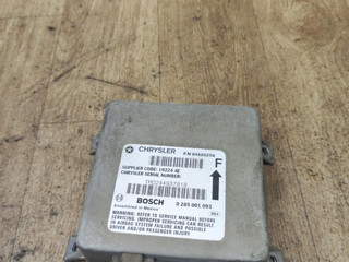 блок AirBag Chrysler Voyager 3 поколение 2000, 2.5 л., дизель, МКПП, минивэн, 04686256, 0285001093