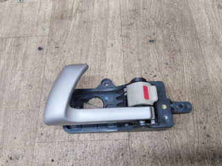 ручка внутренняя передняя левая Hyundai Santa Fe 2 поколение (CM) 2005, 2.2 л., дизель, АКПП, внедорожник 5 дв.