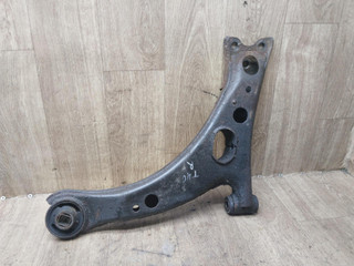 рычаг передний правый Toyota Carina E 1 поколение T190 1995, 1.8 л., 7A-FE, бензин, МКПП, универсал, передний привод