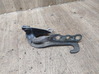 петля капота левая Toyota Carina E 1 поколение T190 1995, 1.8 л., 7A-FE, бензин, МКПП, универсал, передний привод