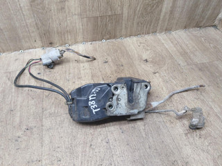 замок двери передней правой Toyota Carina E 1 поколение T190 1995, 1.8 л., 7A-FE, бензин, МКПП, седан