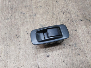кнопка стеклоподъемника двери задней правой Toyota Corolla Verso 2 поколение AR10 2007, 2.2 л., дизель, МКПП, 84801-0F030-30, 54035228