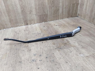 щеткодержатель (поводок стеклоочистителя, дворник) Toyota Carina E 1 поколение T190 1995, 1.8 л., 7A-FE, бензин, МКПП, универсал, передний привод