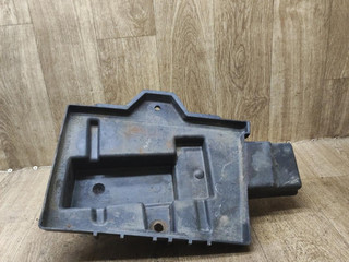 полка аккумулятора Chrysler Voyager 3 поколение 2000, 2.5 л., дизель, МКПП, минивэн, 471676864577G
