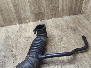 патрубок воздушного фильтра Hyundai Galloper 2 поколение 1998, 2.5 л., дизель, МКПП, внедорожник 5 дв.