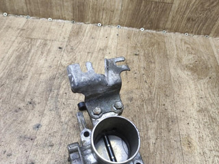 заслонка дроссельная Toyota Carina E 1 поколение T190 1995, 1.8 л., 7A-FE, бензин, МКПП, седан, 1985003011, 39452-22090