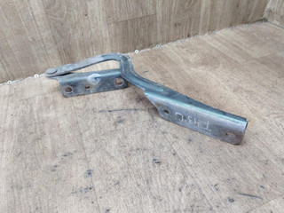 петля капота левая Nissan Patrol Y61 2004, 3.0 л., ZD30, дизель, АКПП