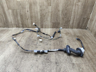 дверная проводка Toyota Corolla Verso 2 поколение AR10 2007, 2.2 л., дизель, МКПП, 821540F020