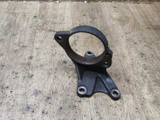 кронштейн полуоси Toyota Corolla Verso 2 поколение AR10 2007, 2.2 л., дизель, МКПП, 43457-05050