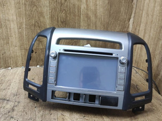 магнитола Hyundai Santa Fe 2 поколение (CM) 2005, 2.2 л., дизель, АКПП, внедорожник 5 дв.