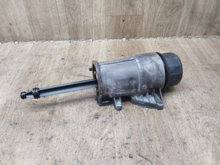 корпус масляного фильтра Mercedes-Benz M-Класс W163 2001, 3.2 л., M 112.942, бензин, АКПП, внедорожник 5 дв.