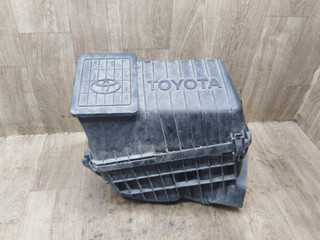 корпус воздушного фильтра Toyota Picnic 1 поколение 1998, 2.0 л., бензин, МКПП, минивэн