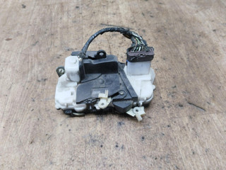 замок двери передней левой Citroen C5 1 поколение 2002, 2.0 л., бензин, МКПП, универсал