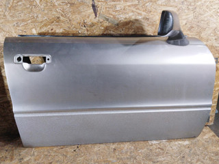 дверь передняя правая Audi 80 B3 1991, 1.8 л., бензин, МКПП, седан