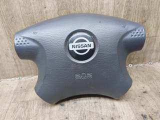 подушка безопасности водителя Nissan Almera Tino V10 2003, 2.2 л., дизель