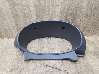 рамка панели приборов Nissan Almera Tino V10 2003, 2.2 л., дизель