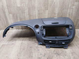 накладка на торпедо (консоль) Nissan Almera Tino V10 2003, 2.2 л., дизель