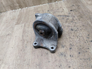подушка крепления двигателя Nissan Almera Tino V10 2003, 2.2 л., дизель