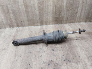 амортизатор задний правый Nissan Almera Tino V10 2003, 2.2 л., дизель