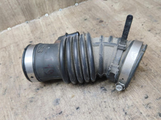 патрубок воздушного фильтра Nissan Almera Tino V10 2003, 2.2 л., дизель